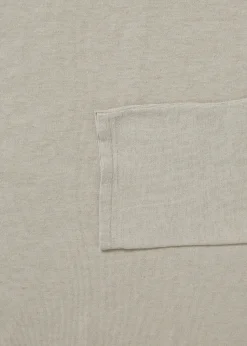 Gentle cashmere turtleneck