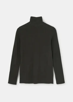 Gentle cashmere turtleneck