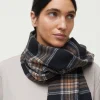 Kaya wool scarf