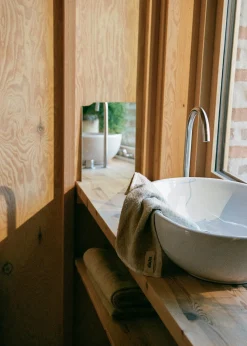 Linen guest towel - 30x50