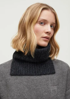 Nellie neck warmer