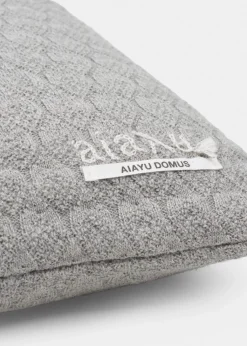 Raul llama wool pillow - 50x50