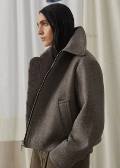 Short wool jacket